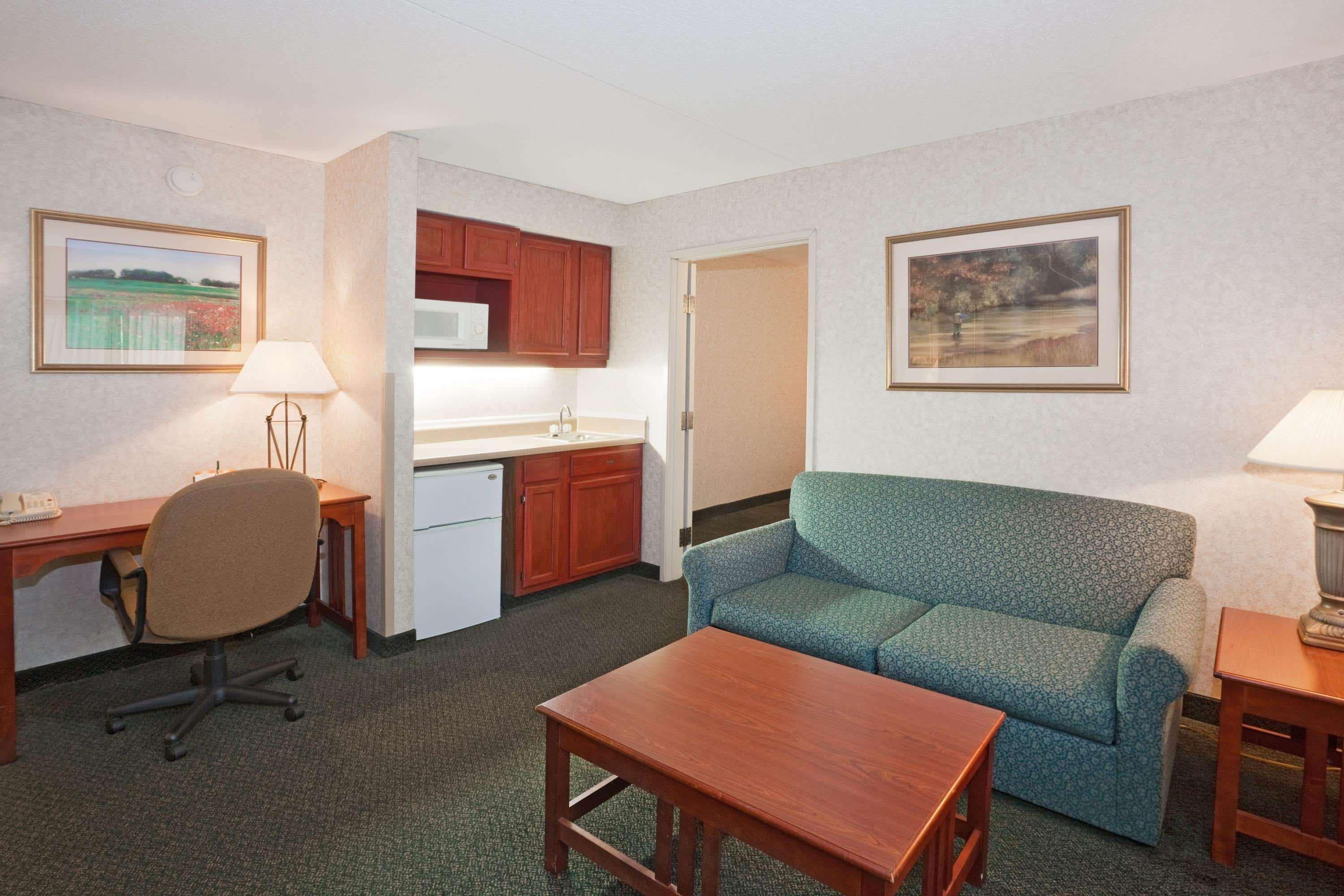 La Quinta By Wyndham Overland Park Exteriör bild