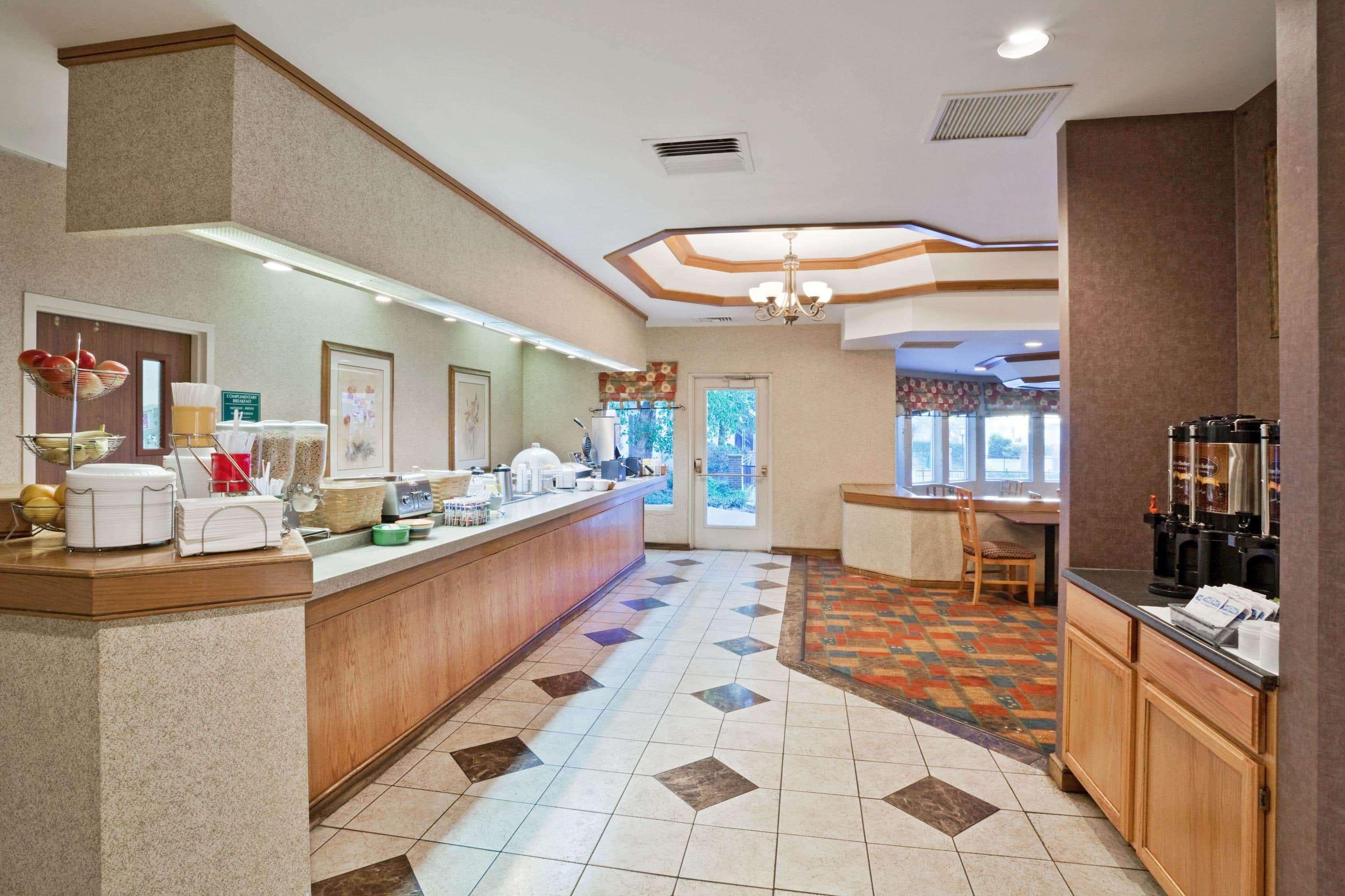 La Quinta By Wyndham Overland Park Exteriör bild